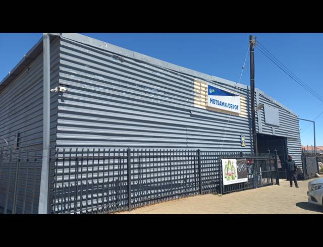 480M² BUSINESS FOR SALE IN HILLSIDE VIEW